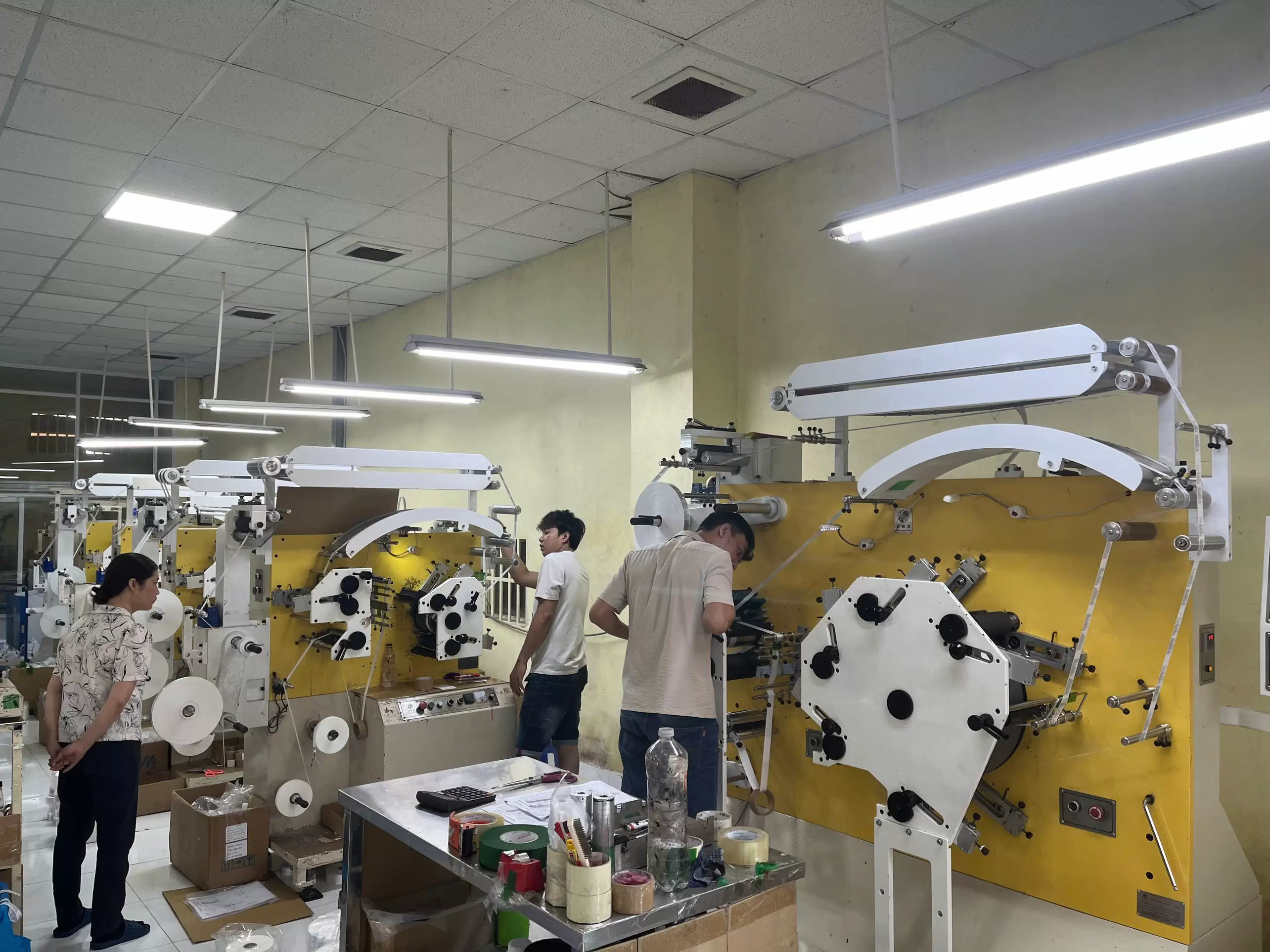 TOÀN VIỆT ẤN LABEL